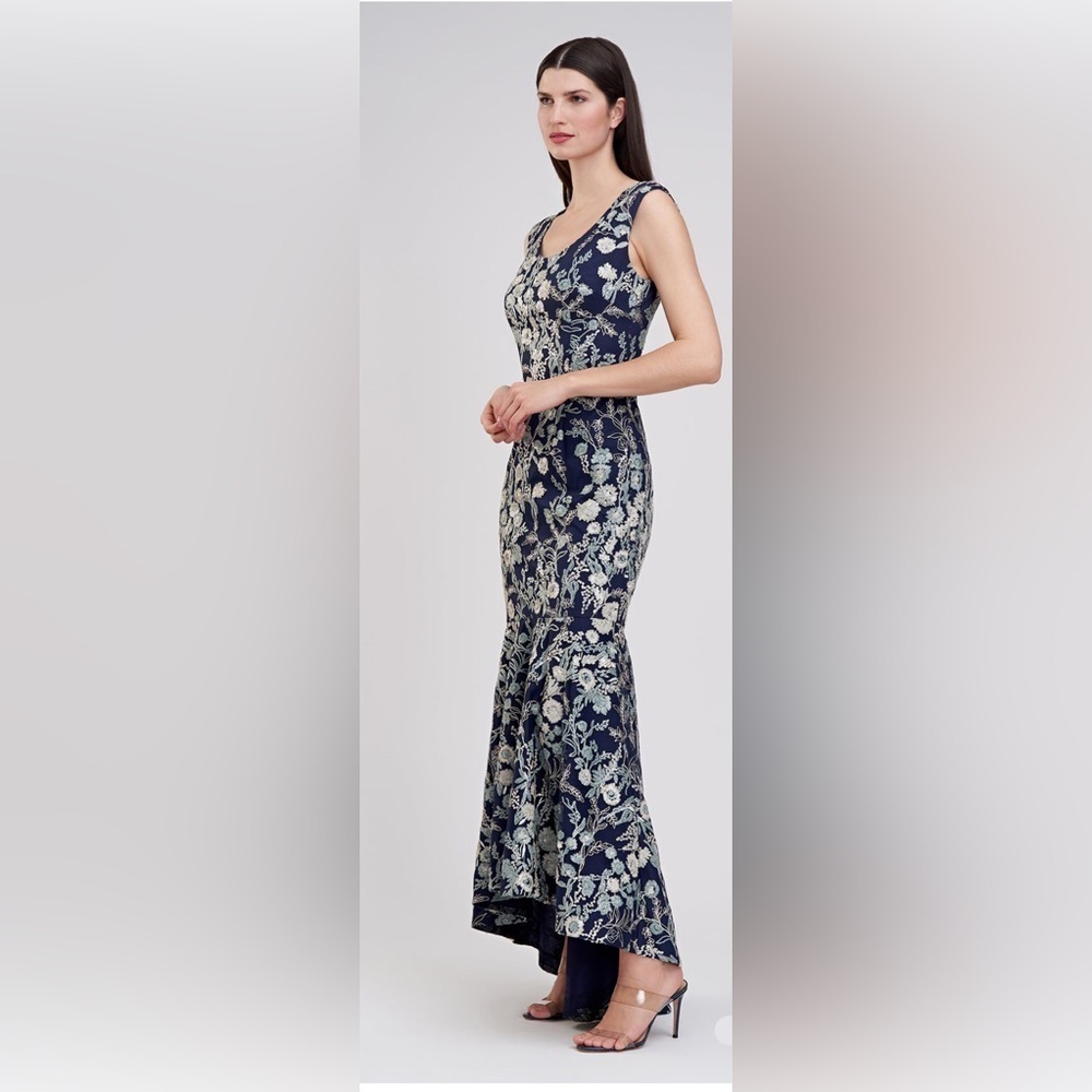 NWT JS Collections Elegant Navy Floral Maxi Dress size 6 - Picture 2 of 6